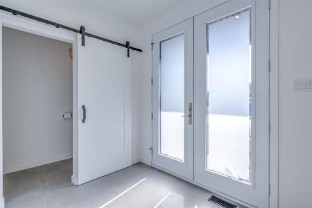 82 Rue du Canal, Quebec J0S 1T0, Canada