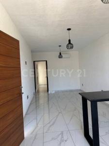 Av. Fiestas de Mayo 18 Int. 8-C,, Manzanillo, Colima 28869, Mexique