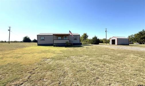 18407 Farm Market 137, Roxton, Texas 75477