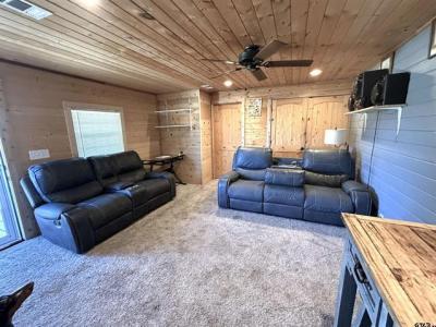 18407 Farm Market 137, Roxton, Texas 75477