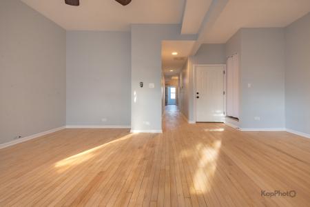 3328 S Emerald Avenue , 3, Chicago, Illinois 60616, Estados Unidos