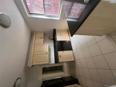 4 Sadore Lane Unit 5G, Yonkers, NY 10710, USA