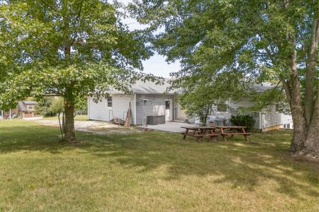 553 Lake Viking Terrace, Gallatin, Missouri 64640