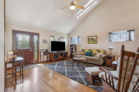 110 Willow Ln, Northliberty, Iowa 52317