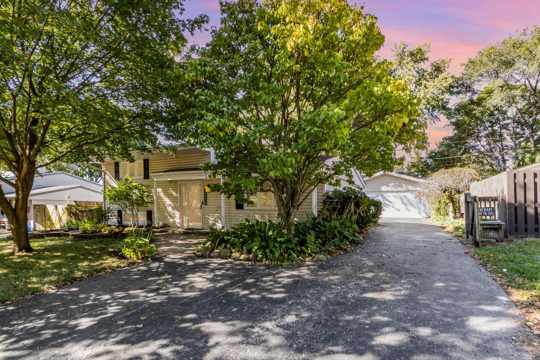 15550 S Muir Drive, Lockport, Illinois 60441