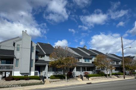 525 SW Central Ave., Seaside Park, New Jersey 08752