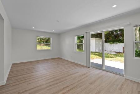 1556 W 31st St., Riviera Beach, 플로리다 33404, 미국