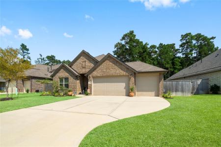 725 Ivory Creek Court, Willis, Texas 77378, USA