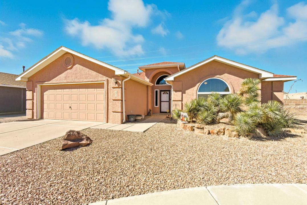 823 Corral Street SW, Los Lunas, Nouveau-Mexique 87031, États-Unis