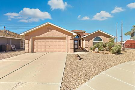 823 Corral Street SW, Los Lunas, Nouveau-Mexique 87031, États-Unis