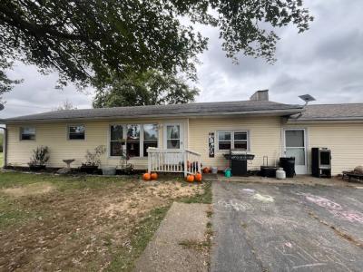 15063 Lighthouse Road, Pittsburg, 伊利诺斯州 62974, 美国