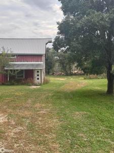 27186 Highway S33, Hubbard, Iowa 50122, USA