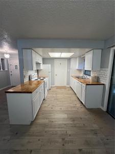 1512 E 1ST AVENUE, Mount Dora, Flórida 32757, Estados Unidos