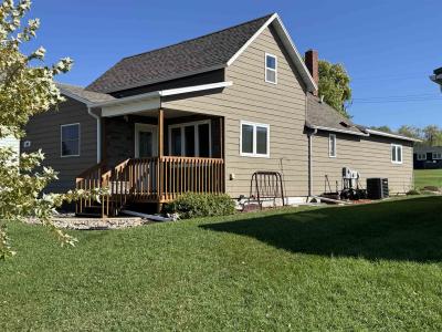 504 NE 2nd Ave, Kenmare, ND 58746, USA