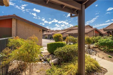 123 S Hollenbeck Avenue, Covina, California 91723, Stati Uniti