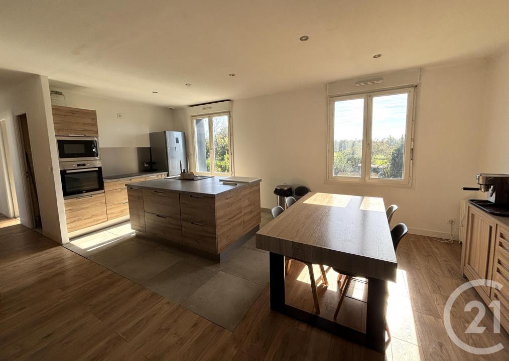 Cosse Le Vivien, Pays De La Loire 53230, France