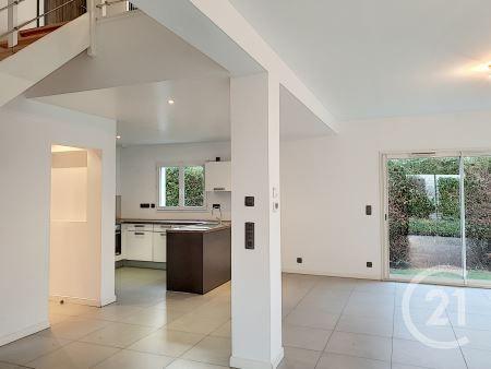 La Riviere De Corps, Champagne-Ardenne 10440, France