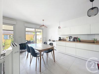 Fresnes, Isla De Francia 94260, Francia