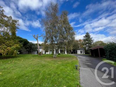 Genets, Basse-Normandie 50530, France