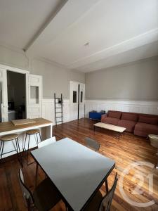 Pau, Aquitania 64000, Francia