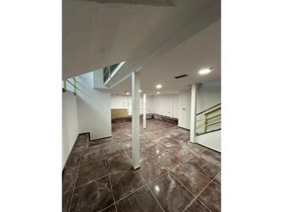 Shkolla e Baletit, Tirana, אלבניה