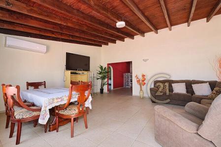 Caya Frere Arnold 4, Oranjestad West, Aruba