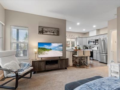 4330 BILL REID TERRACE, Abbotsford, British Columbia V3G 3C2, Canada