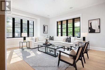 48 TANGMERE ROAD, Toronto (banbury-don Mills), Ontario M3B 2N3, CANADÁ