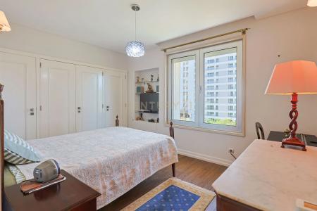 葡京, 葡京 1900-221, 葡萄牙