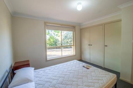 9 George Field Drive, Parkes, NSW 2870, Australia