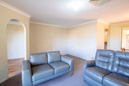 10 Thomas Tom Crescent, Parkes, NSW 2870, Austrália