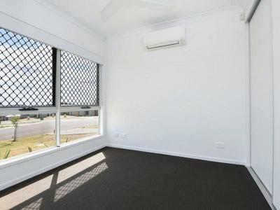 2/45 Negrita Street, Harristown, QLD 4350, Avustralya