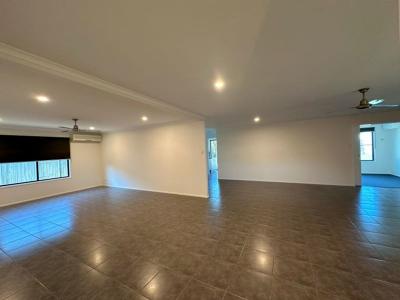 52 Grosvenor Drive, Moranbah, QLD 4744, Úc