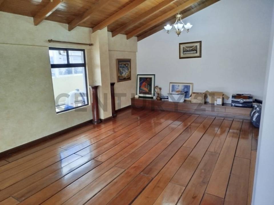 Avenida Gaspar de Villaroel y Manuel Guzman S/N, Quito, Pichincha 00001, 厄瓜多尔