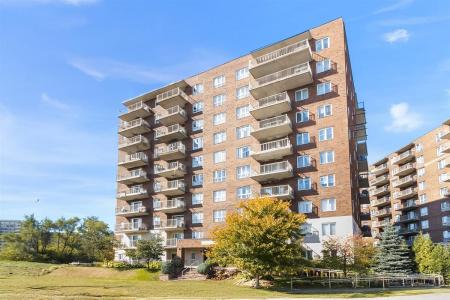 2110 Rue Caroline-Béique, Montréal (Ahuntsic-Cartierville), Quebec H4N 3K2, Canada