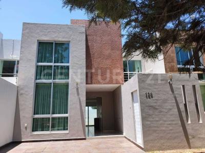 Bosque de Berau 128,, Villa De Álvarez, Colima 28978, Mexico