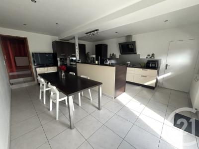 Cosse Le Vivien, 盧瓦爾河地區 53230, 法國