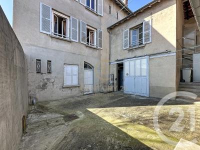 Grigny, Rhône-Alpes 69520, France