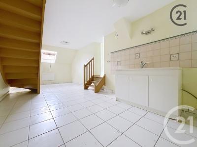 Sens, Bourgogne 89100, France