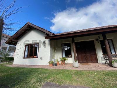 Odiseo 886, Pinamar, Buenos Aires Costa Atlántica 7167, Argentina