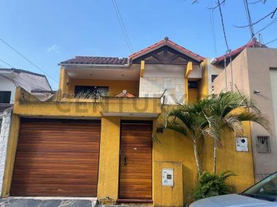 Barrio Sirari C/ Los Gomeros (diagonal a la entrada principal del Colegio Franco) casa# 116 B, Equipetrol, Santa Cruz 00001, בוליביה