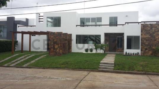 Parques del Urubó , Urubo, Santa Cruz 00001, Bolivia