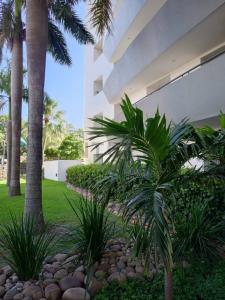 Av. Las Américas, Edificio Torre Sur , Sur, Santa Cruz 00001, Bolivia