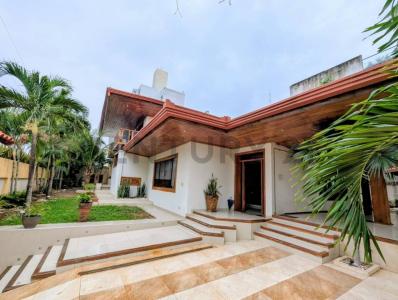 calle fermin peralta plaza alejandro chavez , Equipetrol, Santa Cruz 0000, Bolivia