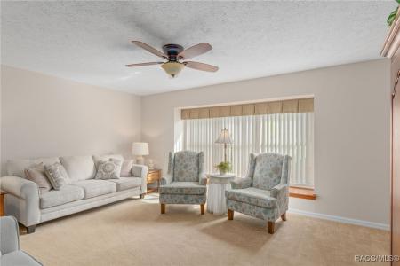 1046 N Nashua Terrace, Inverness, 佛罗里达州 34453, 美国