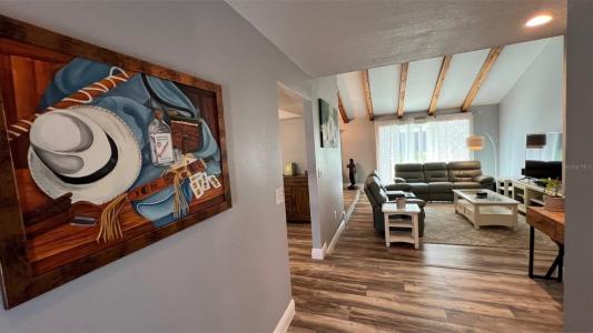 204 S LAKE MARIAM DRIVE, Winter Haven, Florida 33884, USA