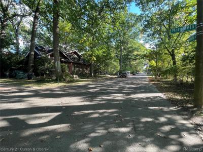 22321 Margareta Street, Detroit, מישיגן 48219, ארצות הברית של אמריקה 