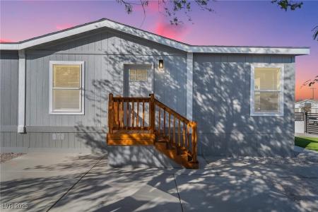 6271 Great Smoky Avenue, Las Vegas, Nevada 89156