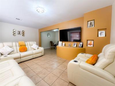 6551 S Briar Bayou Drive, Houston, Texas 77072