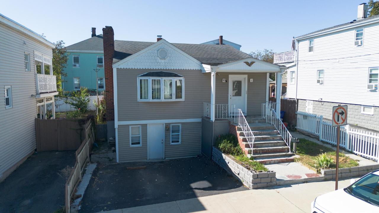 68 Winthrop Road, Chelsea, Massachusetts 02150, HOA KỲ